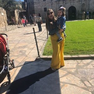 Meet your Posher, Alondra